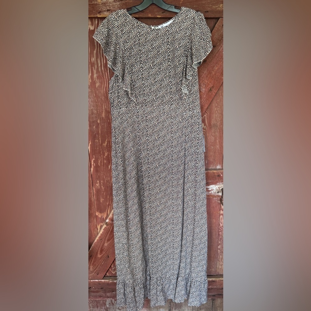 DR2 ivory black/tan dot pattern sleeveless ruffle bodice/yoke/skirt maxi. NWT.